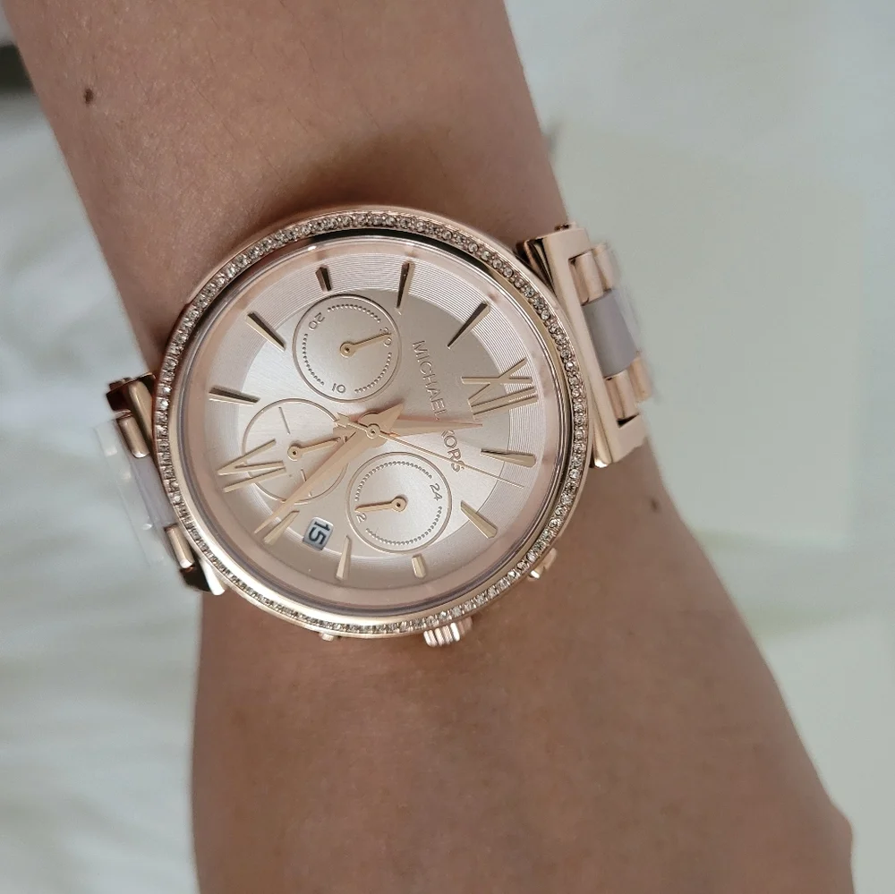 ❗ SOLD ❗ BNWT Michael Kors watch ❗ - Picture 7 of 8